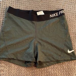 Women’s Nike pro shorts